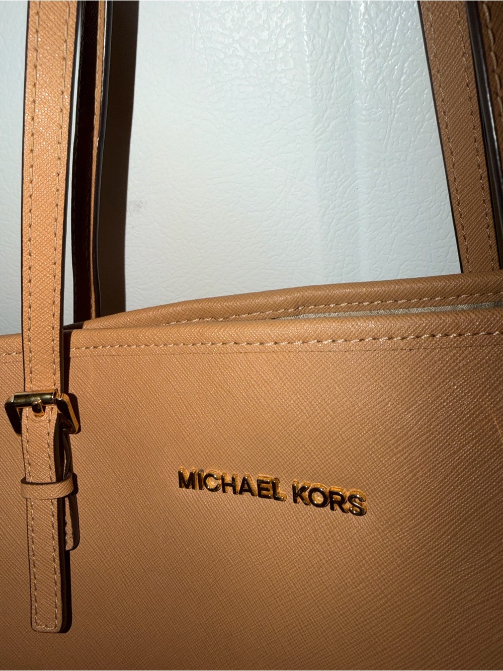 Michael Kors Camel Saffiano Leather Tote with Gold Hardware - Picture 1 of 16